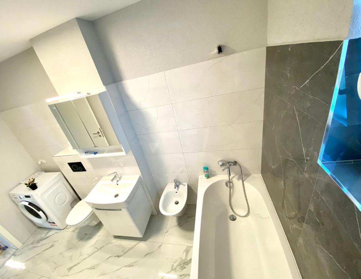 Hunyadi Luxury Kogalniceanu Sibiu Buitenkant foto